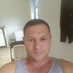 Samet, 39, 