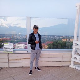, , 32 