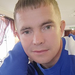 ˸��, ������������