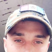 Petru, 28 , 