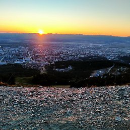 �����, �����������, 33 ����