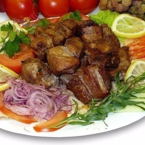Вкуснейший шашлык в духовке.Мясо не отличить от пожаренного на мангале!Приготовление элементарное, а ...