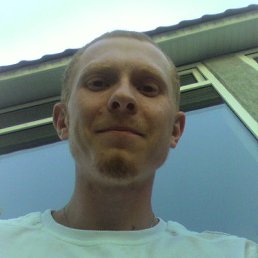 Vitya, 40, 