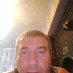 Stelian, 45, 