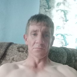 Dima, 33, 