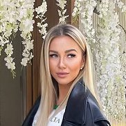 alina, 27 , 