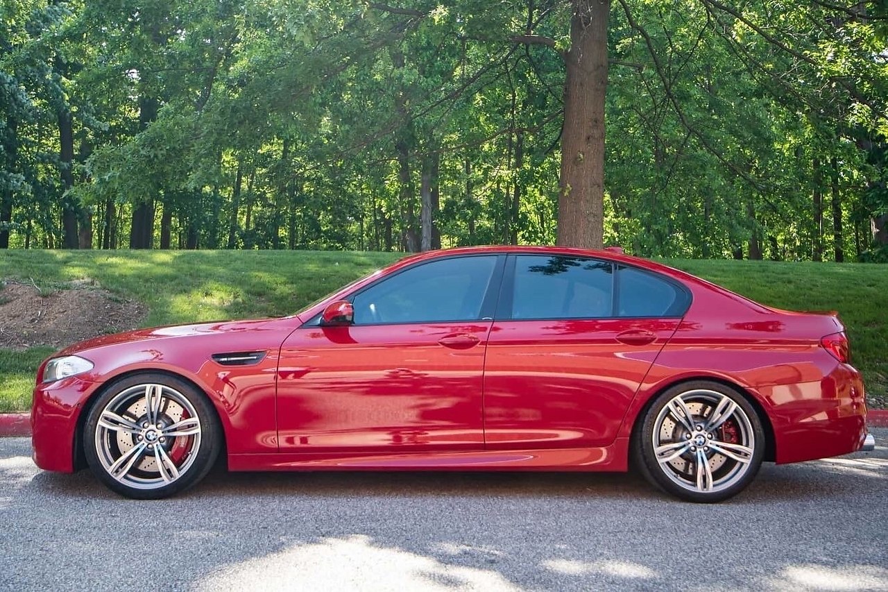 #BMW #M5 (#F10) Imola Red II (405) - 5