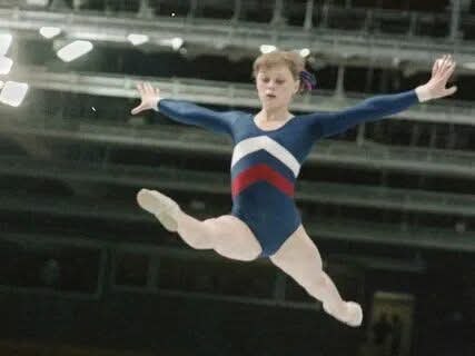 :) Вдогонку к тексту про спорт. Я посмотрела фильм про гимнастку Мухину, которая разбилась на ...