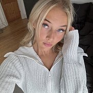Анна, 18 лет, Москва Анна, 18 лет, Москва