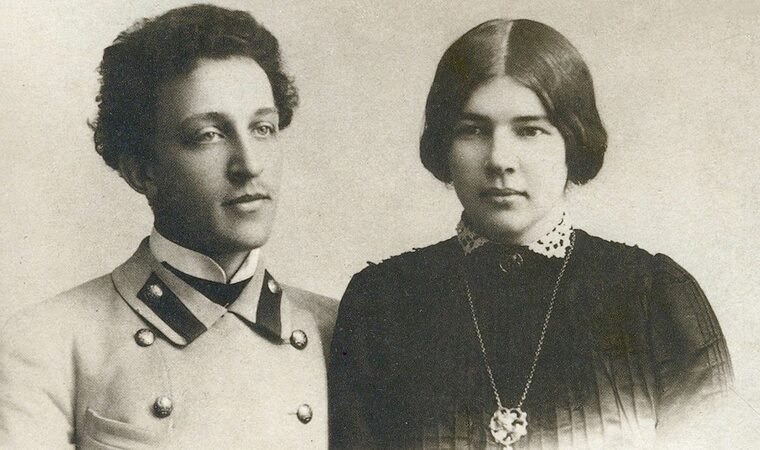 История любви. Александр Блок и Любовь Менделеева.Дочь великого ученого Дмитрия Менделеева, ...