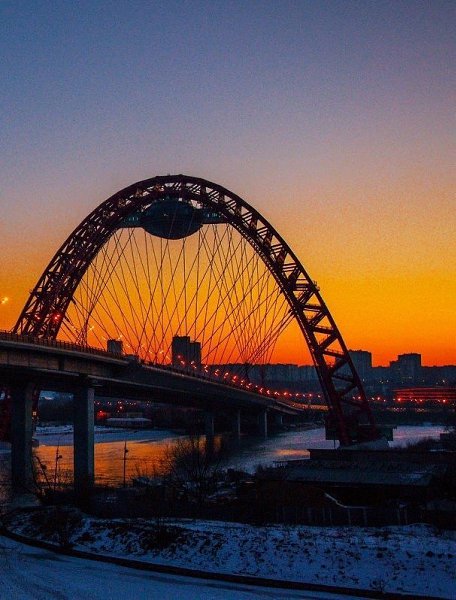 Романтичные места столицы, где можно проводить закат.• Парящий мост • Живописный мост • Патриарший ... - 2