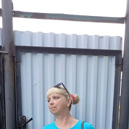 Sveta, 42, 