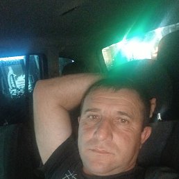 Edgar, 40, 