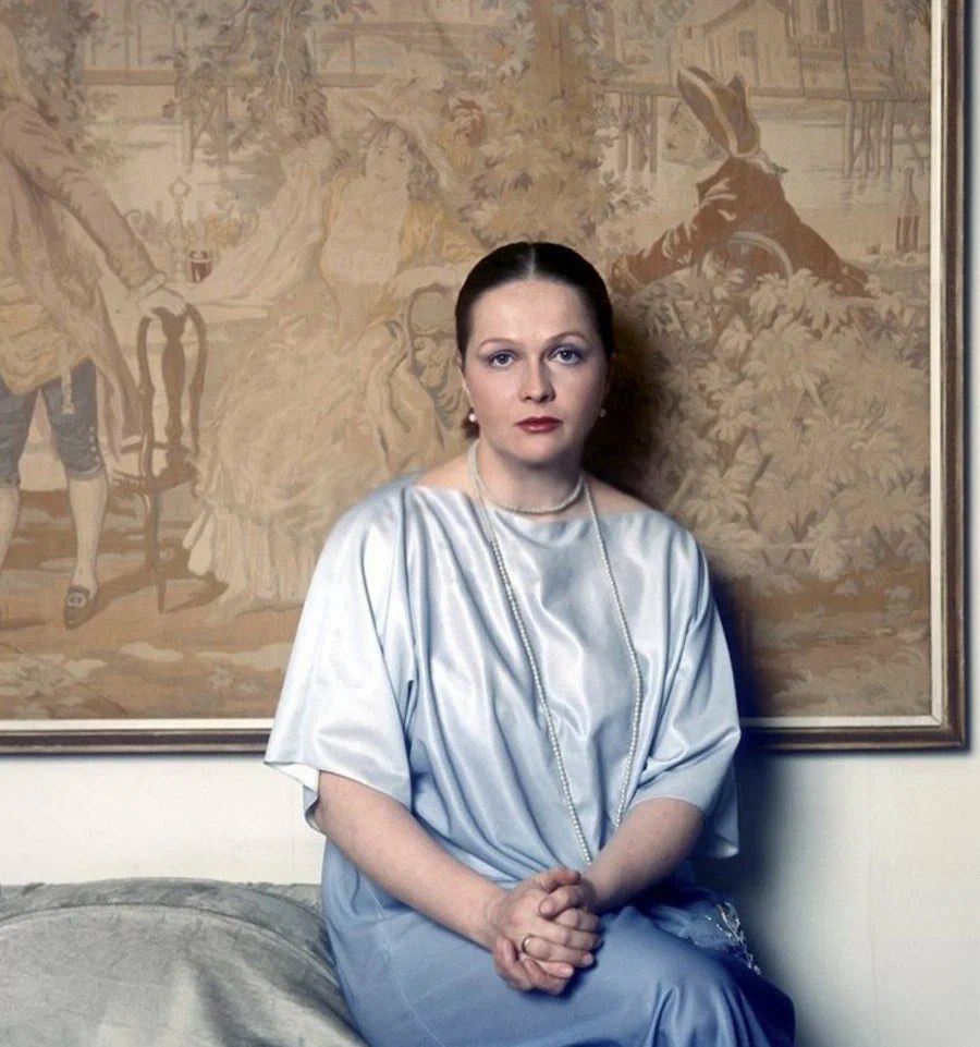  ,  ,     ,     .   .   ...