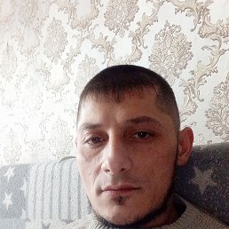 Roha, 33, 