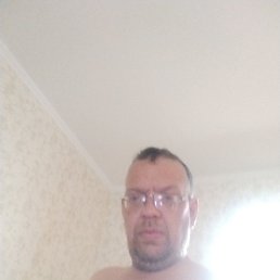 ������ ��������, 42 ����, ������������