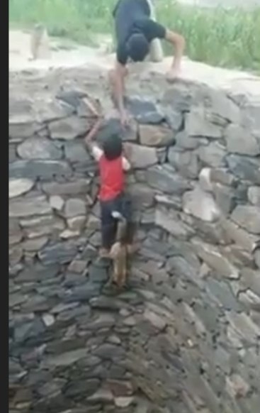 9-     . O    oo, o ooo 4   ... - 2