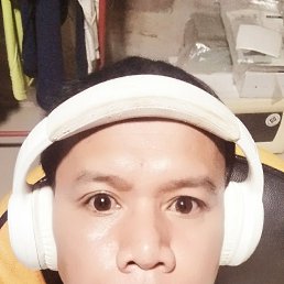 DREDIE, 29, 