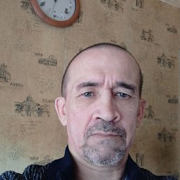 Andrey, 48, 