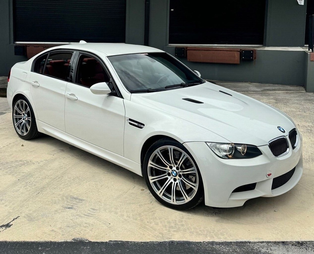 #BMW #M3 (#E90) Alpine White