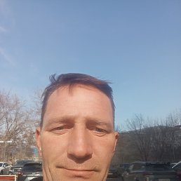 Kosty, 44, 