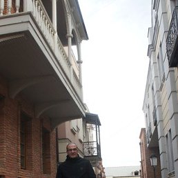 ���� George, ������, 54 ���� - ��������� 10 ������� 2023