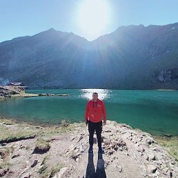 Nicolae, �������, 42 ����