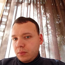 Илья, 30, Приазовское