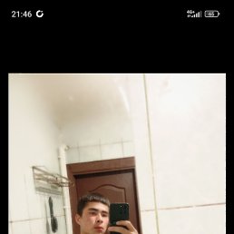 Hayitbek Sodiqov, 21, -