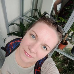Natalya, 49, 