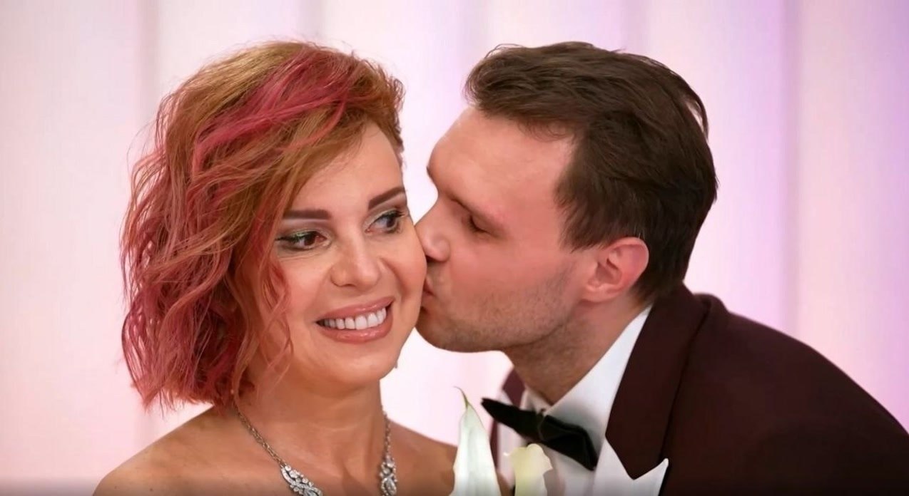 59-летняя Наталья Штурм вышла замуж за 34-летнего массажиста.Недавно артистка в рамках шоу