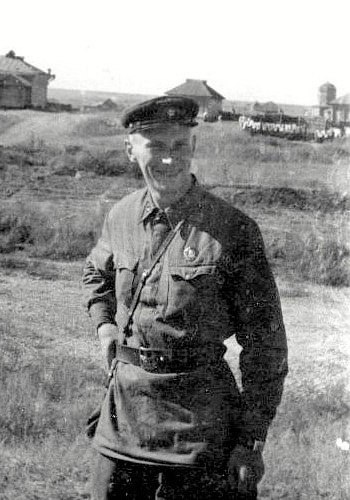 Борисов Леонид Иванович.Родился 10 (22) апреля 1916 года в деревне Пыжово (ныне Зарайский район ...