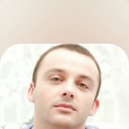 Genrik Khachatryan, 40, 