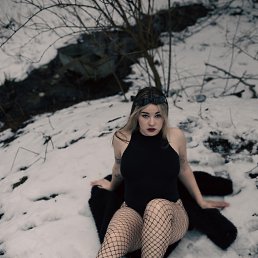 Kristina, 20 , 