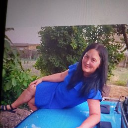 Ekaterina, 37, 