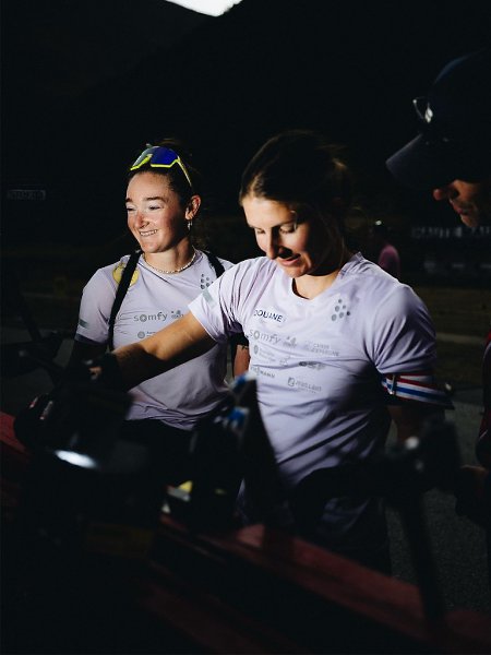 Лу Жанмонно и Жюстин Бреза на совместной тренировке. соцсети биатлонисток - 3