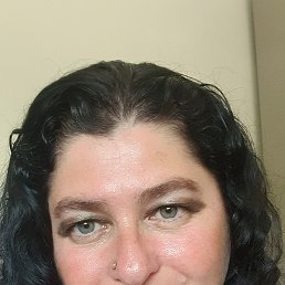 Iren, 46, 