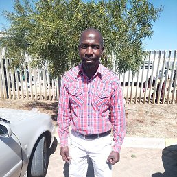 Kabelo, 47, 