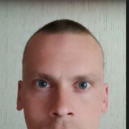 F, 33, 