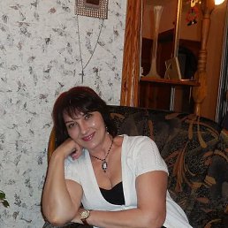 Lora, 50, 