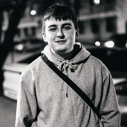 Alex, 17, 