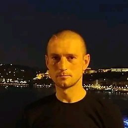 Roman, ����, 35 ���
