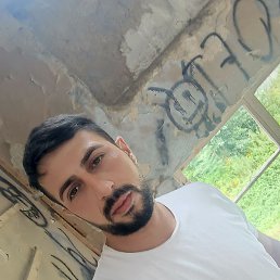 Romeo, �������, 32 ����