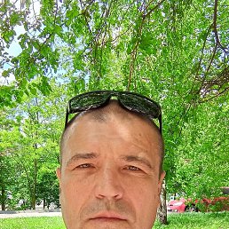 �����, 52 ����, ��������