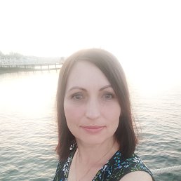 Olga, 46, 