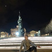 maksim, 25 , 
