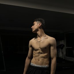 Emin, 21, 
