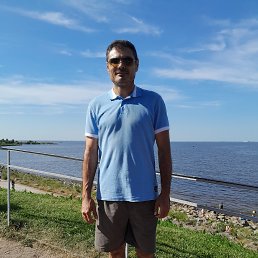 Artur, 48 , -