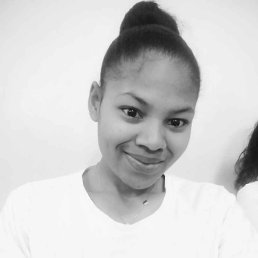 Hila, 28, 