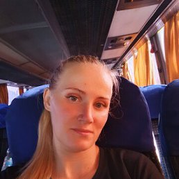 Yulia, 33, 